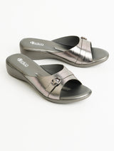 Delco Muse Easy Step Slip-Ons