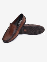 Delco Effortless Casual Style