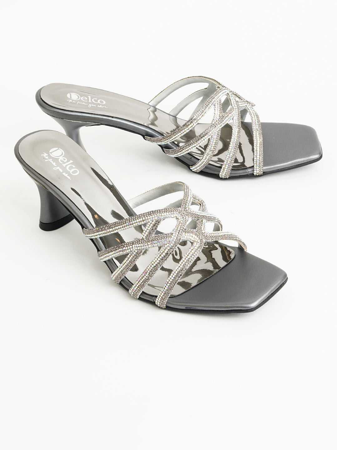 Delco DazzleCharm Kitten Heels