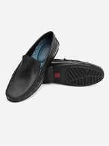 Delco Effortless Casual Style