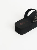 Delco Gleam Step Chappal