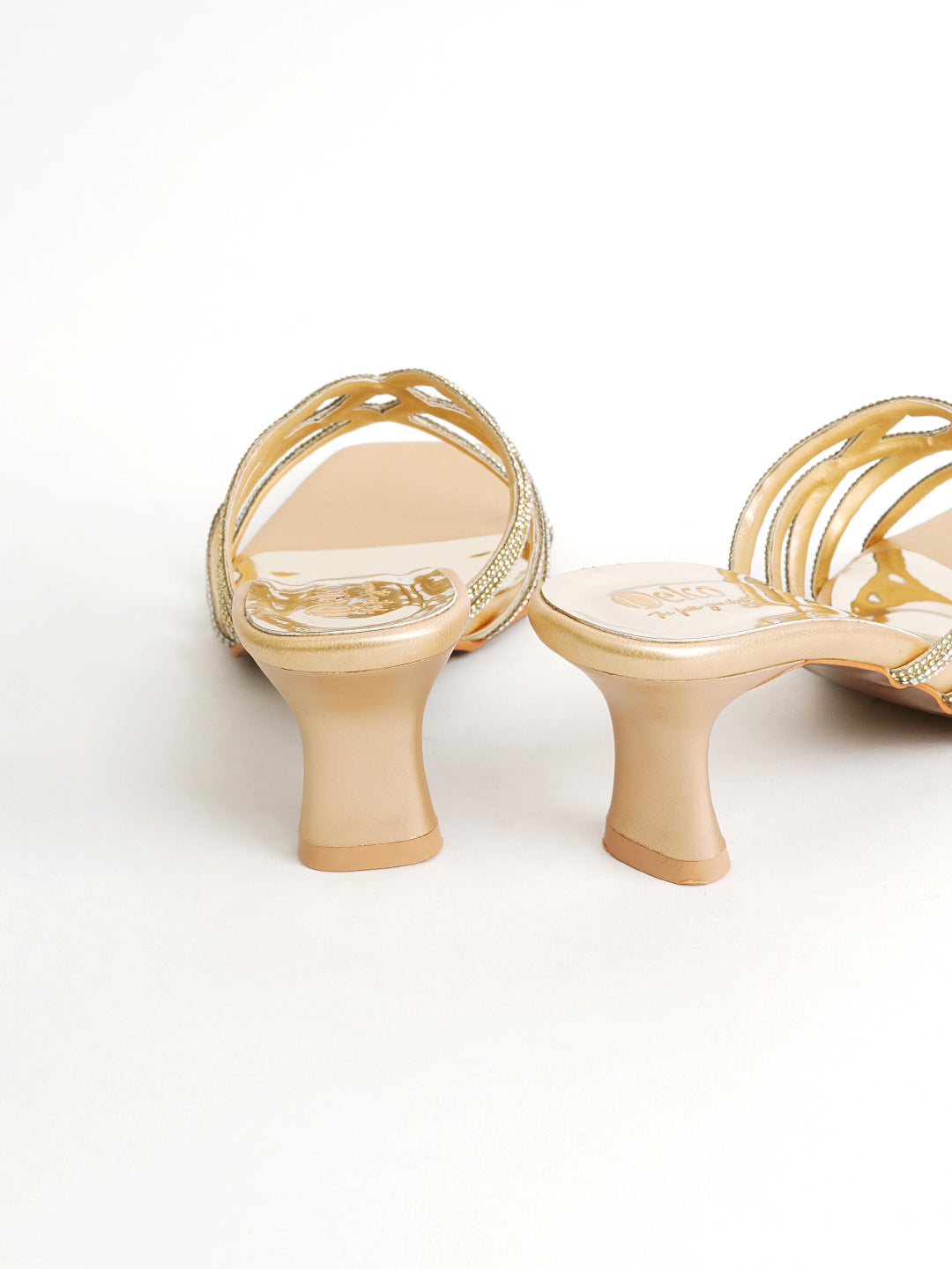 Delco DazzleCharm Kitten Heels