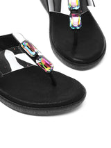 Vintage Charm: Delco's Antique U-Flat Chappal