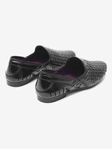 Midnight Elegance: Delco's Black Juti