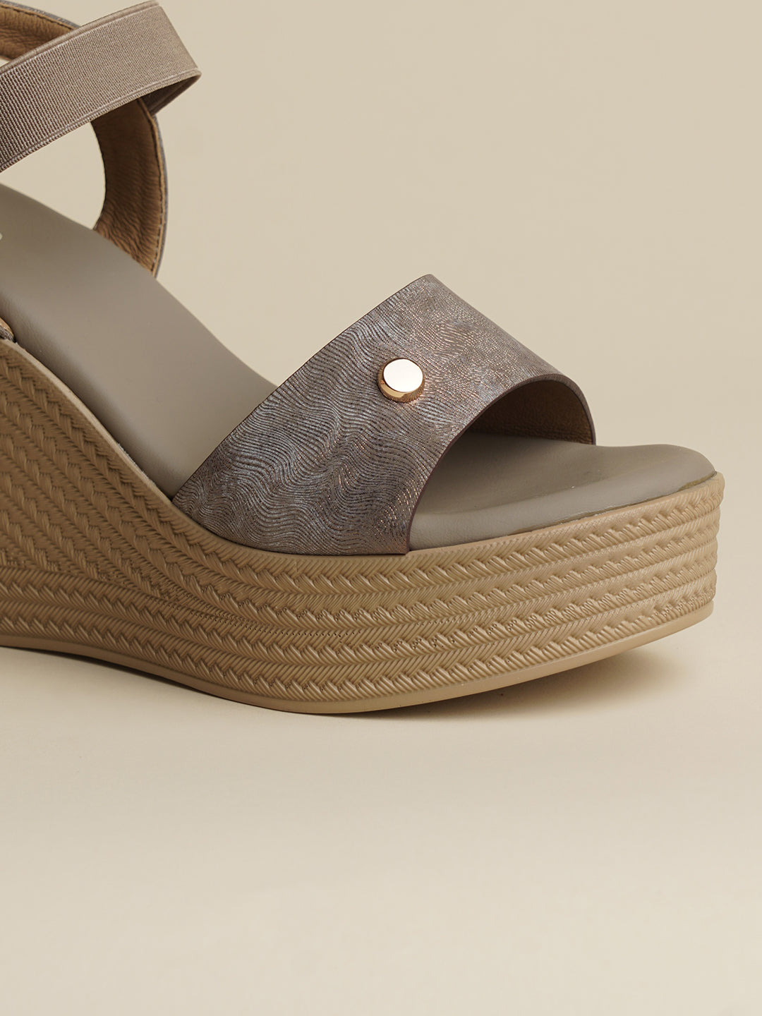 Raquel-Step into refinement.
