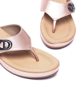 Petite Elegance: Delco Platform Chappal