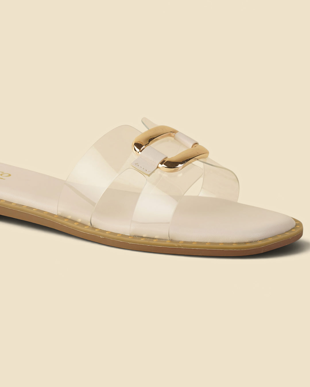 Renata Reyes Flat