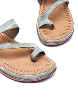 Delco's Everyday Casual Chappals