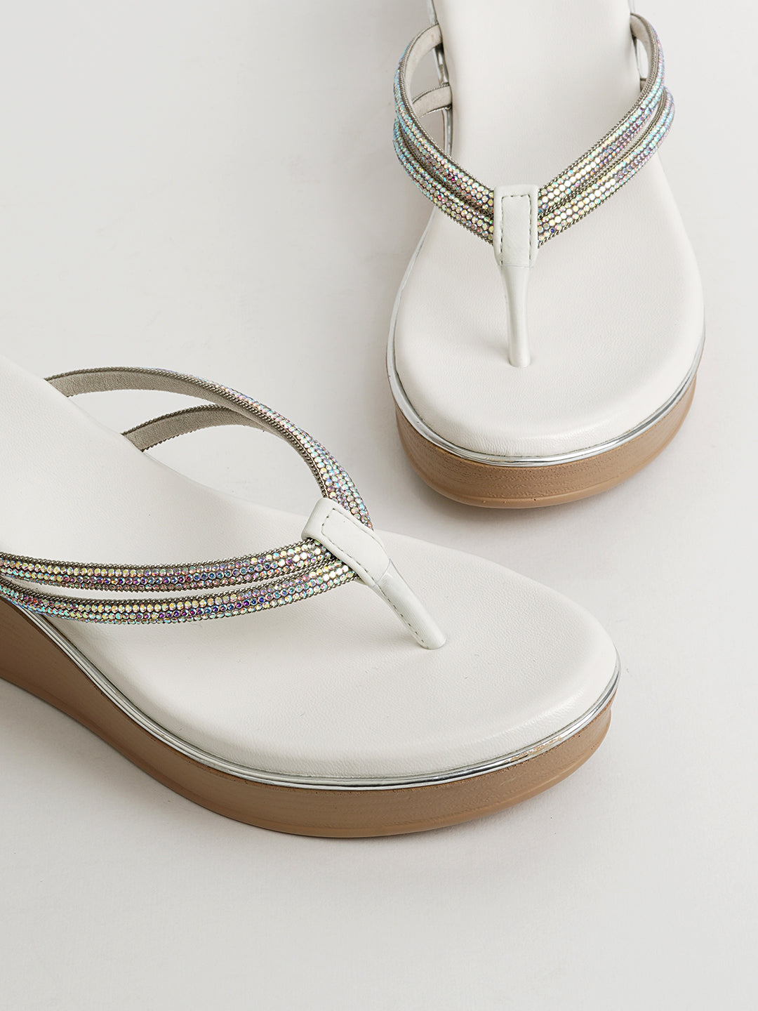 Delco Twilight Rise Chappals