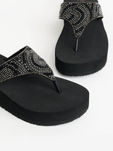 Delco Gleam Step Chappal