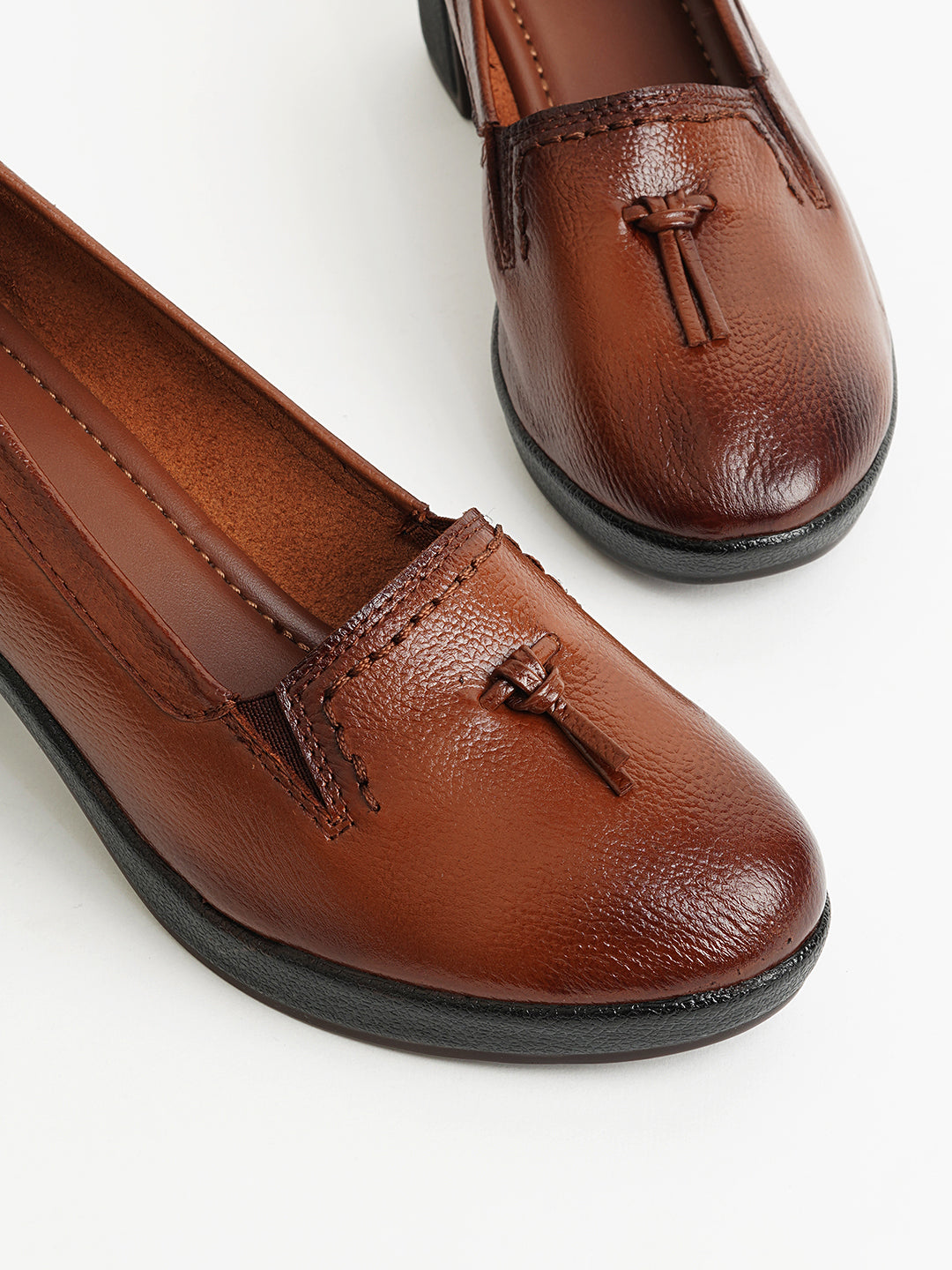 Delco Chic Leather Block Heel Bellies