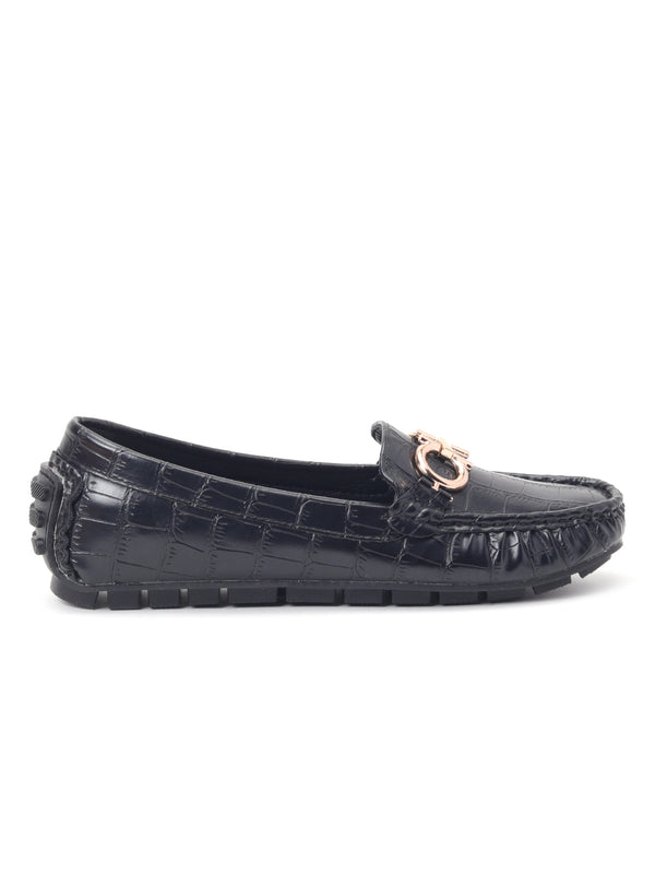 Delco Womens Textured Pu Loafers