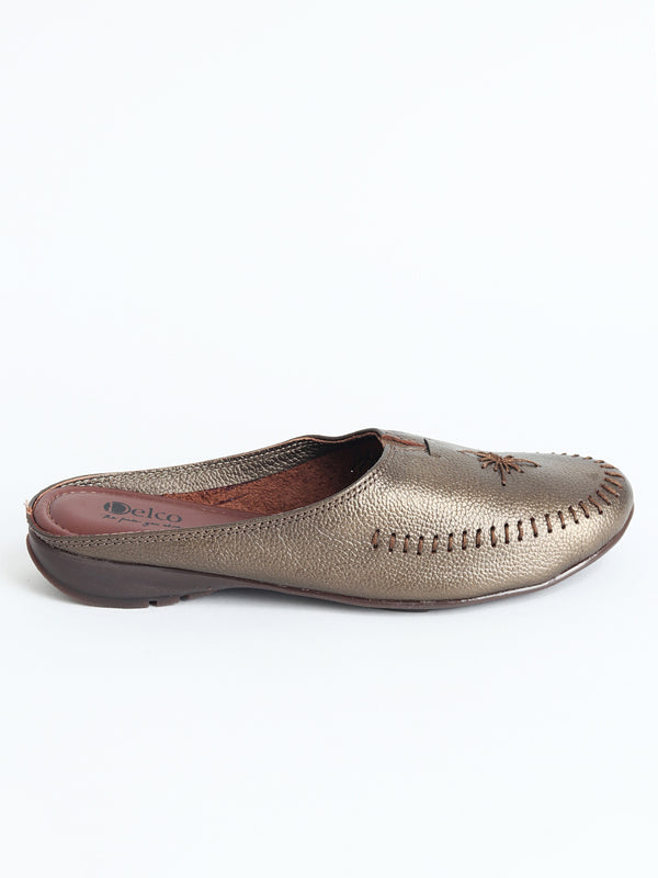 Delco Bantoo Bronze Leather Flats