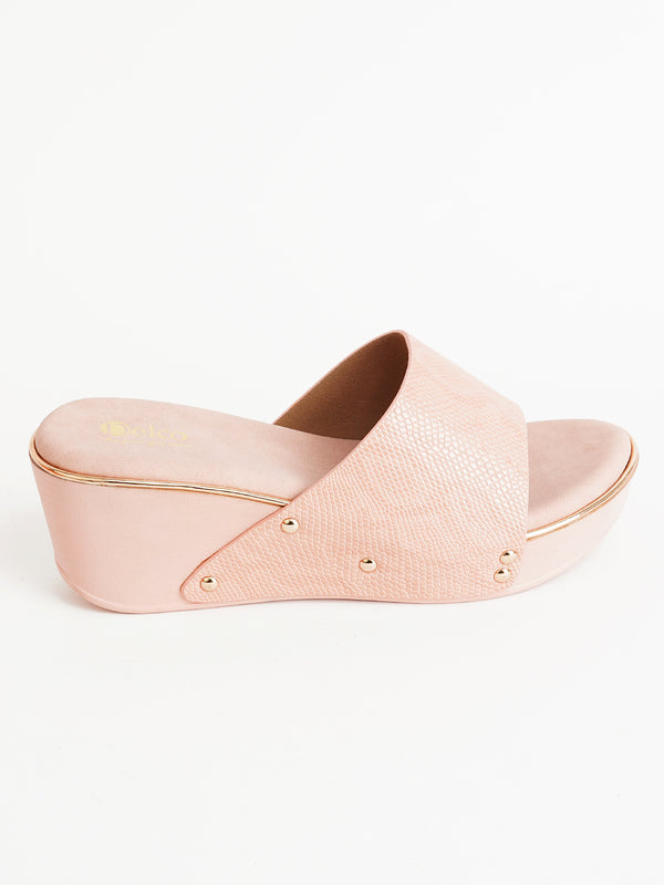 Delco Muse Slip-On – Everyday Style