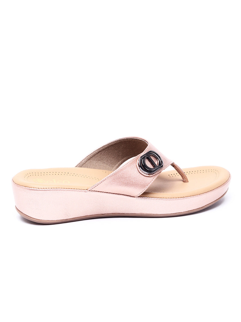 Petite Elegance: Delco Platform Chappal