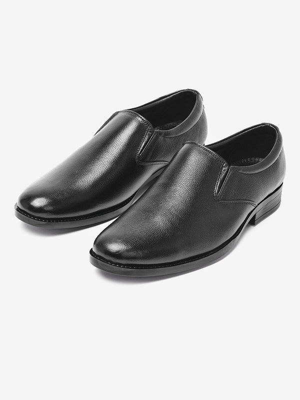 Urban Chic: Delco's Men's Moccasion Shoes
