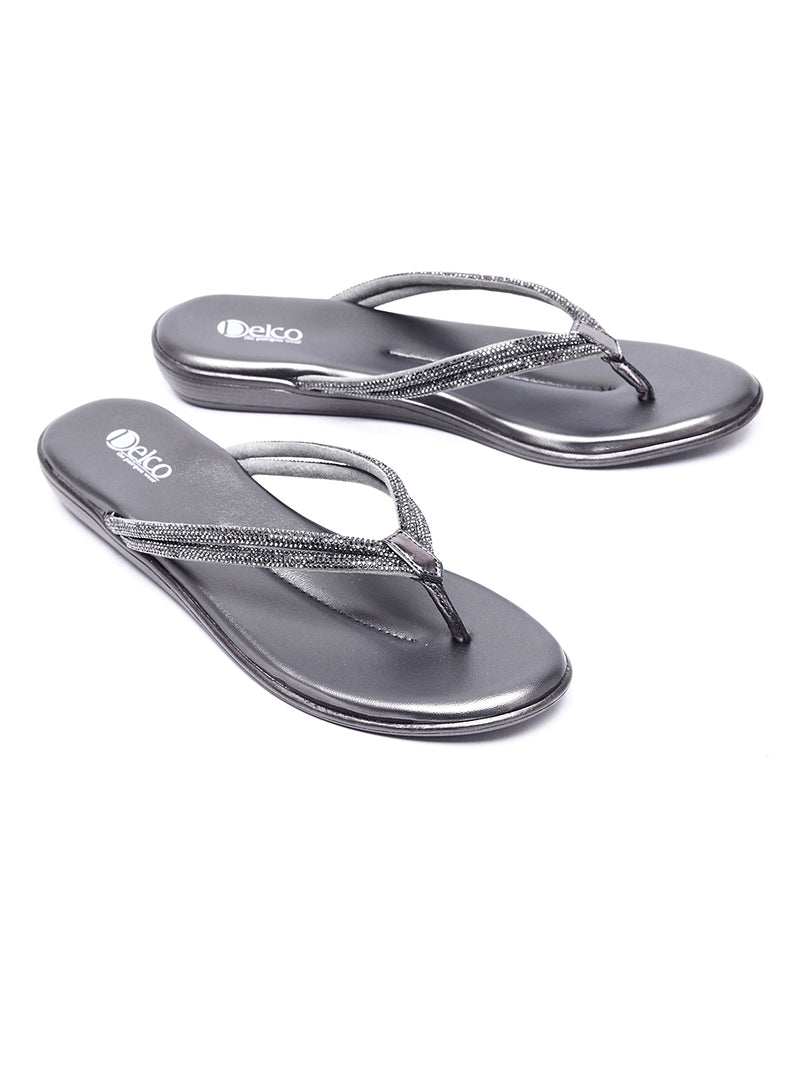 Fancy Comfort: Delco's Flat Chappal