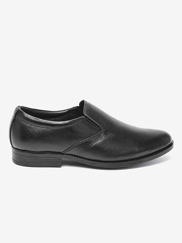 Urban Chic: Delco's Men's Moccasion Shoes