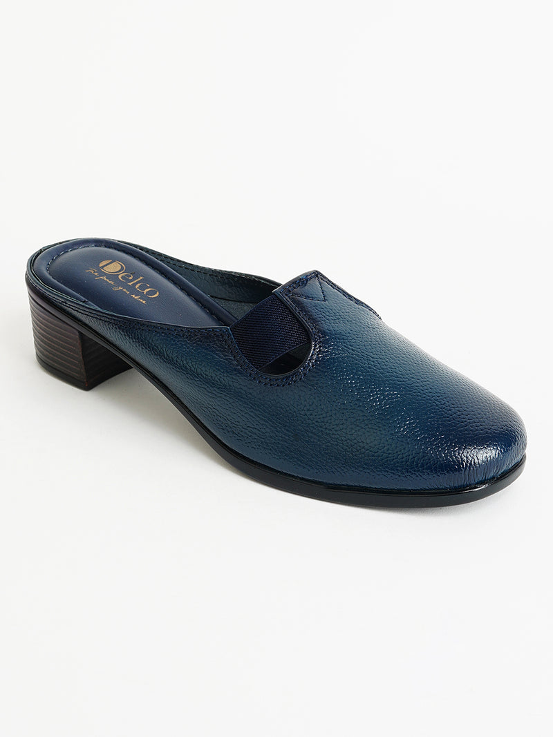 Delco Grace Slip-Ons