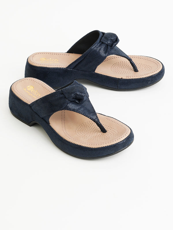 Delco Open Toe Knotted Chappals