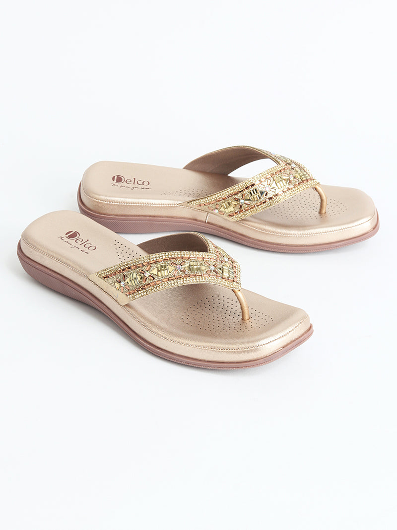 Delco Casual Slip-On Chappals