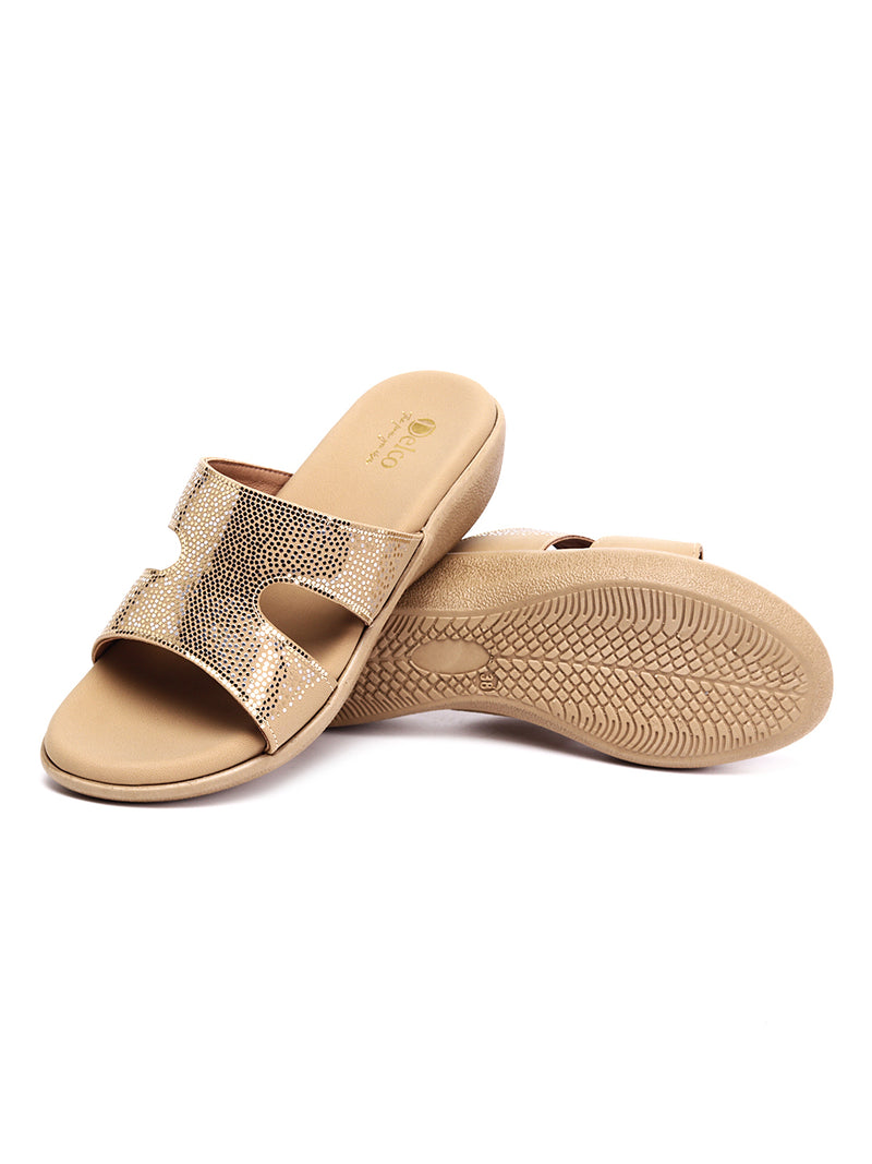 ALL day Comfort: Delco's Platform Chappal