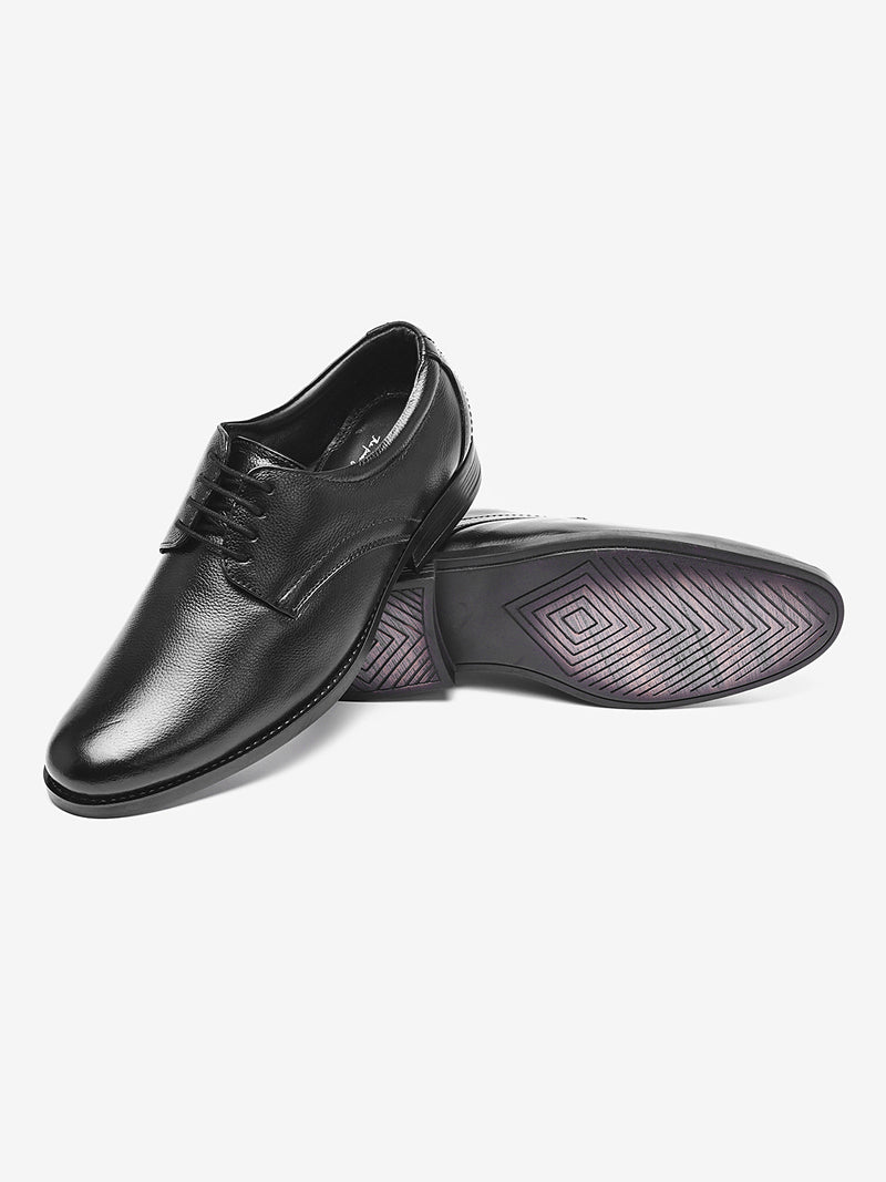 Refined Classic: Delco's Men's Derby Shoes