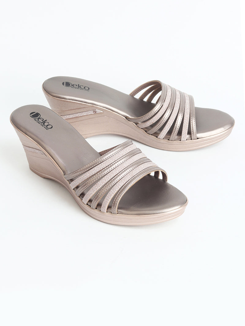 Delco Muse Casual Wedge Slip-Ons