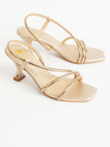 Delco chic and feminine Sandal