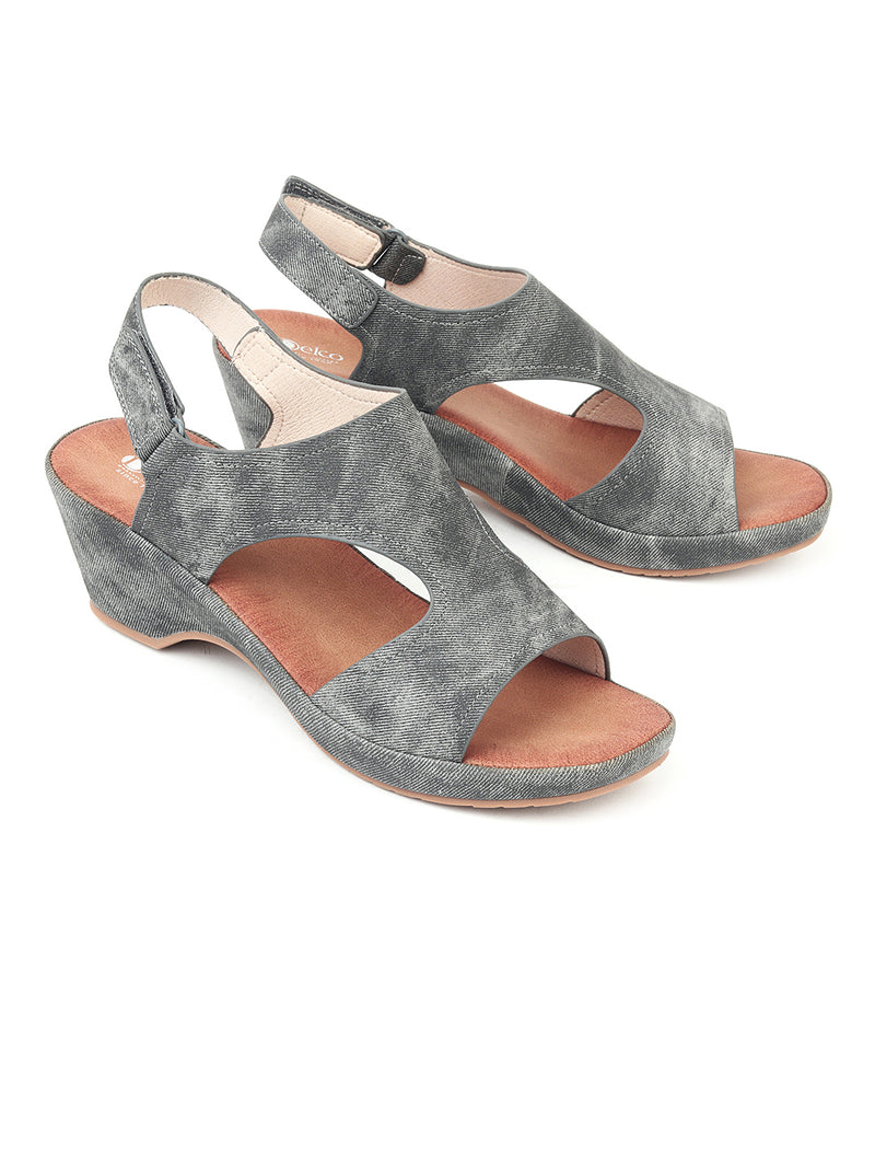 Delco Comfort Platform Sandals