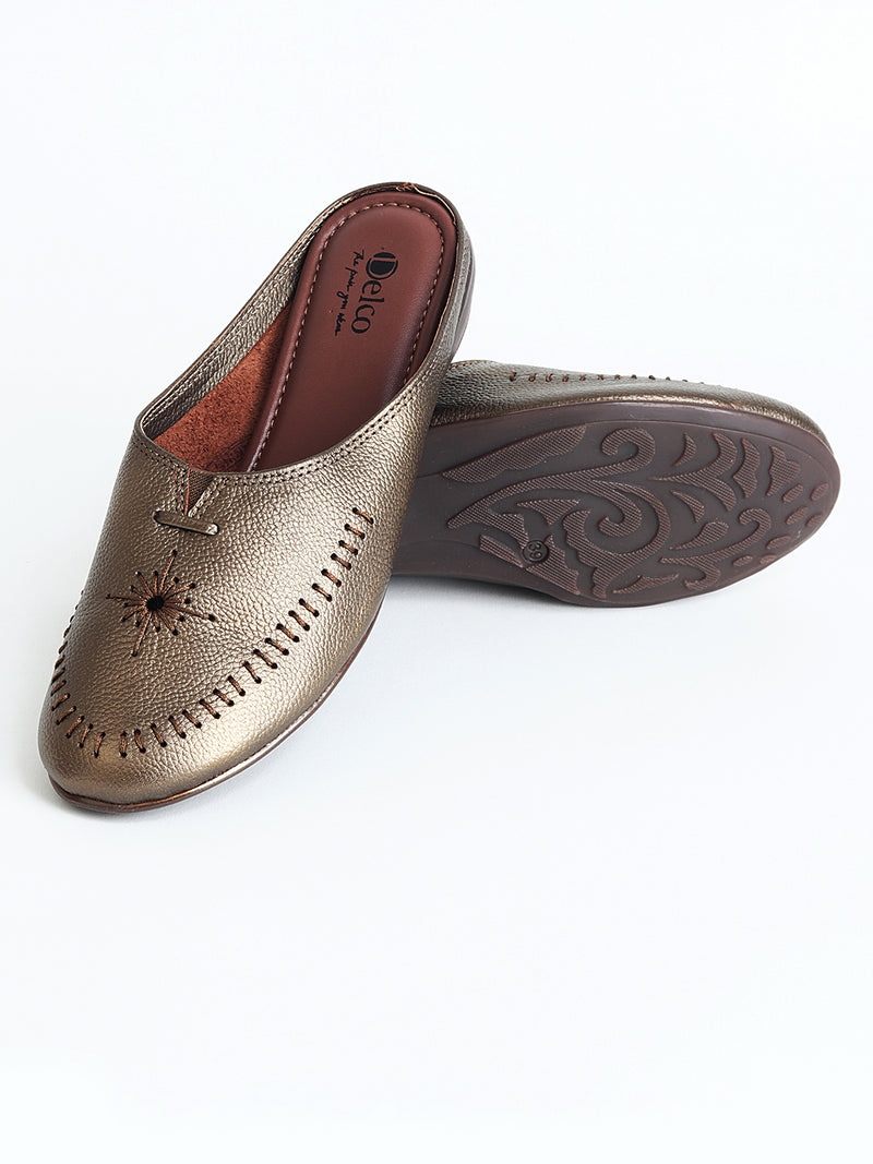 Delco Bantoo Bronze Leather Flats