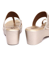 Elegant Lift: Delco's Platform Chappal