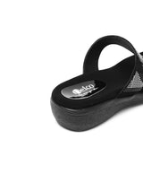 Casual Chic: Delco's U-Platform Chappal