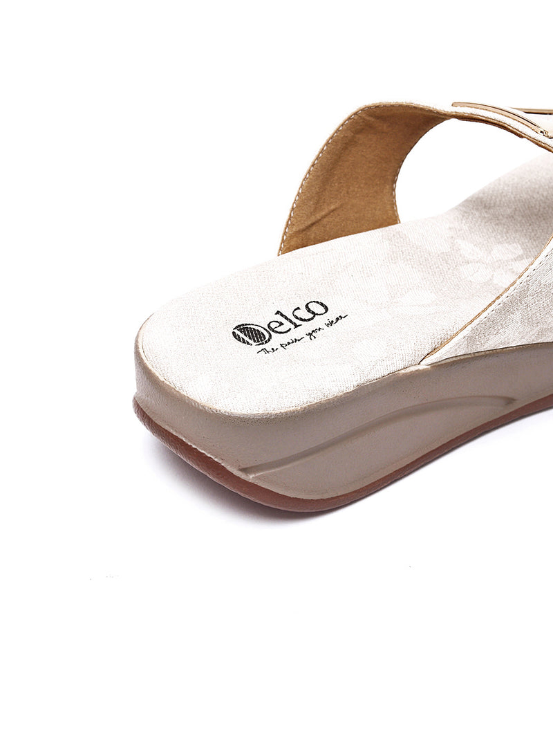 Delco Sandstone U-Flat Chappal