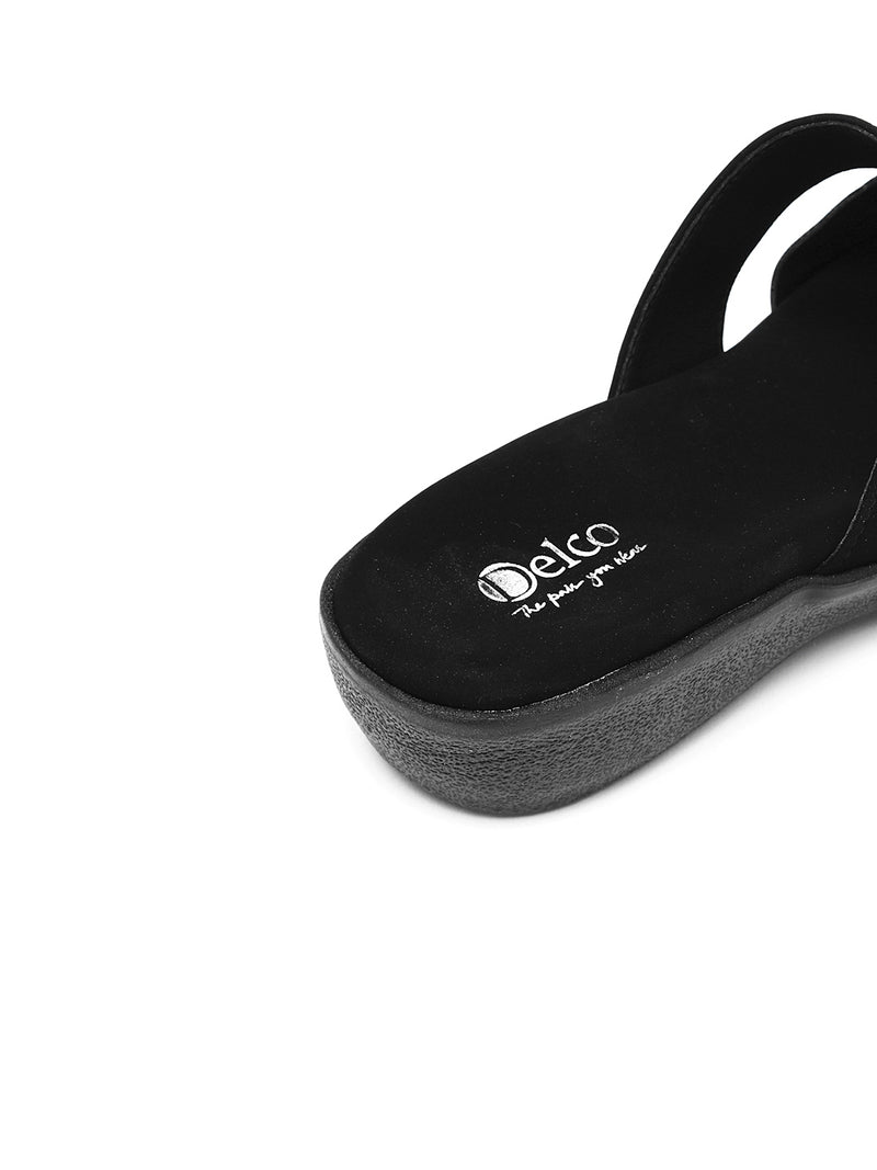 ALL day Comfort: Delco's Platform Chappal