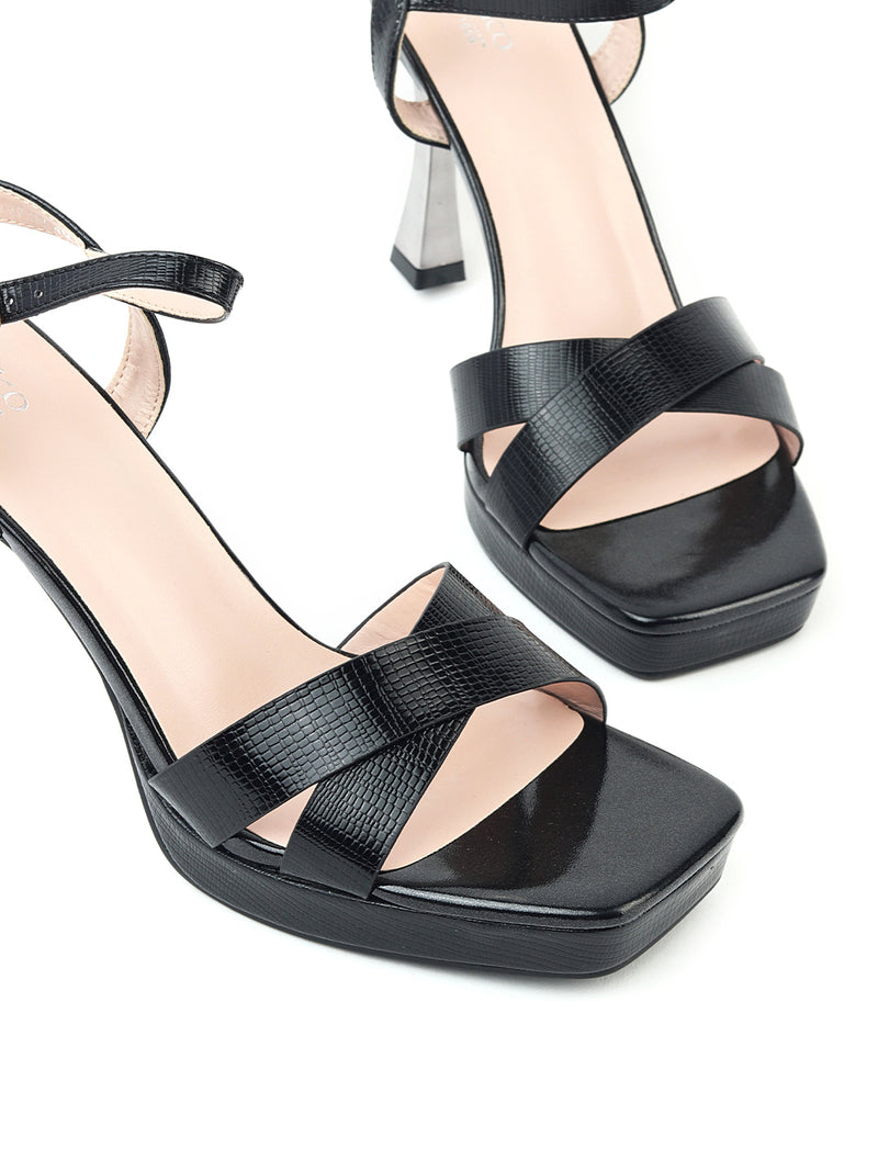 Delco Noir Strap Sandals