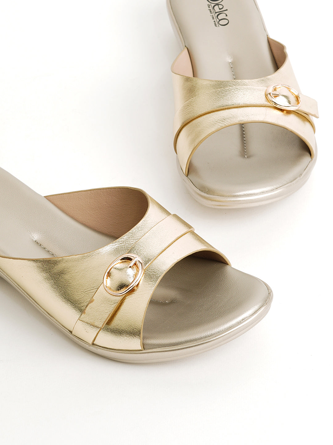 Delco Muse Easy Step Slip-Ons