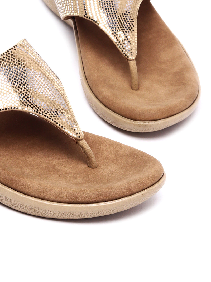 Casual Chic: Delco's U-Platform Chappal