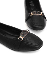 Delco Graceful Ease Flats