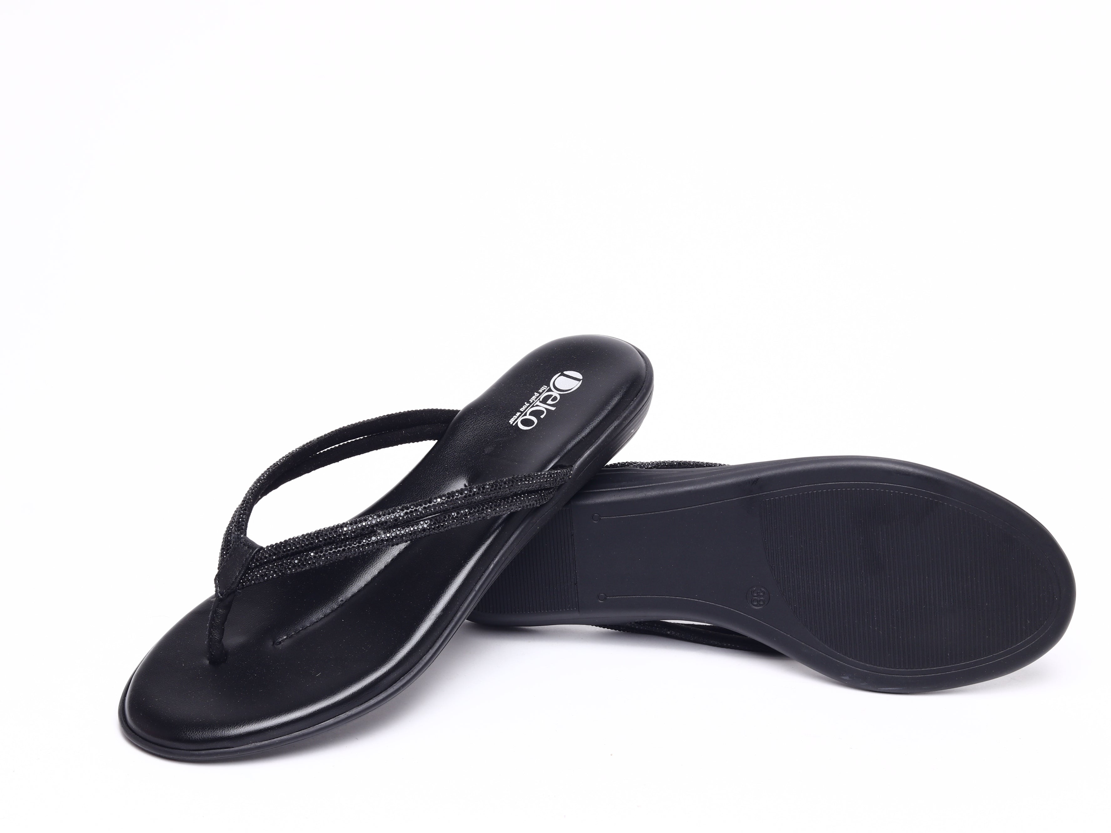 Fancy Comfort: Delco's Flat Chappal