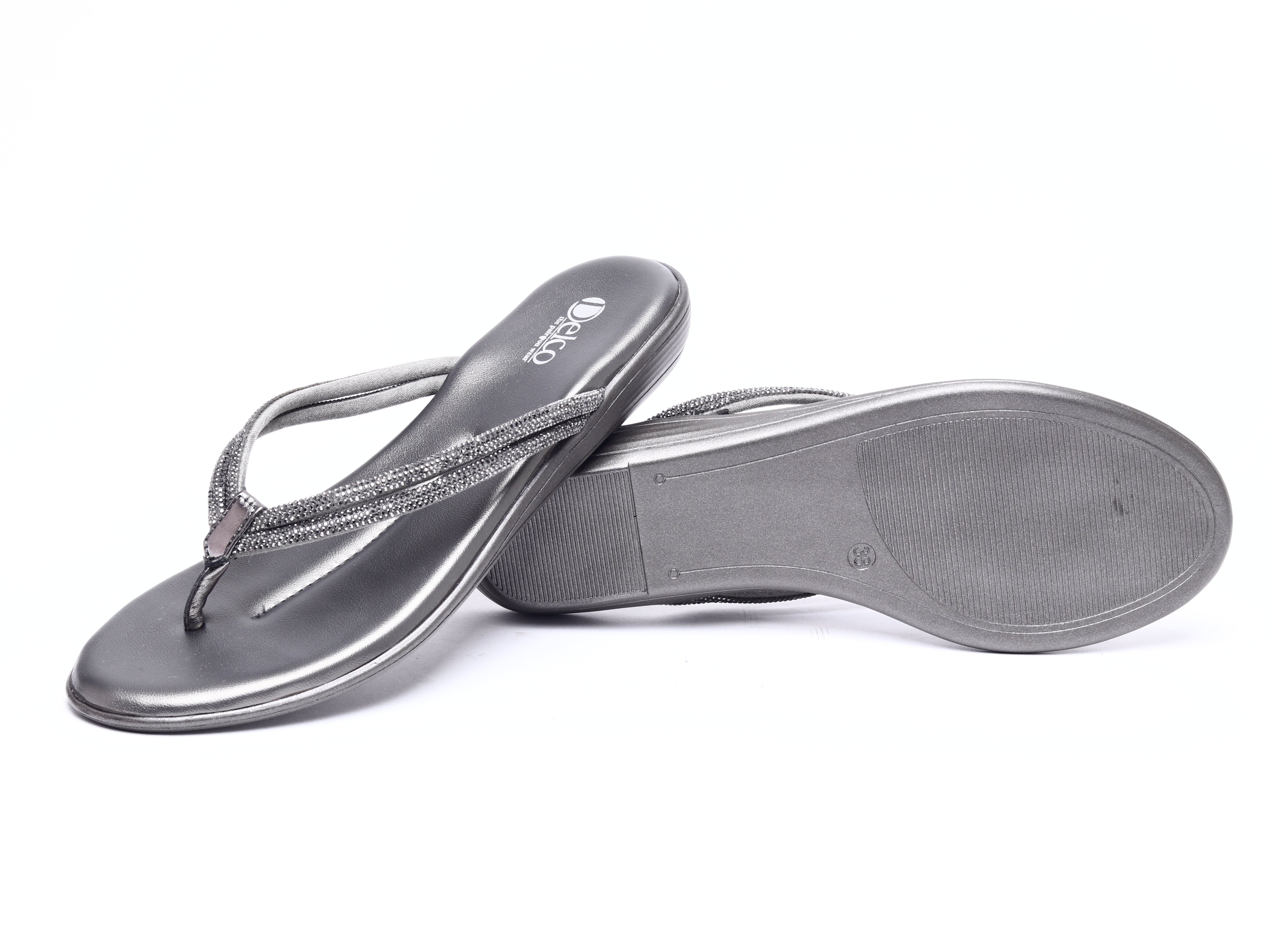 Fancy Comfort: Delco's Flat Chappal
