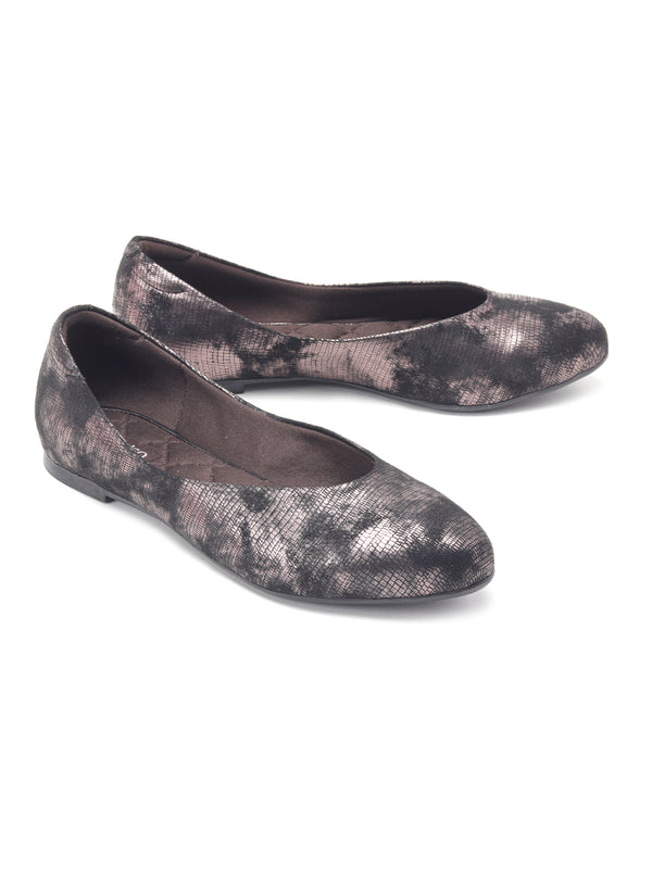 Delco Women Printed Textured Bellies