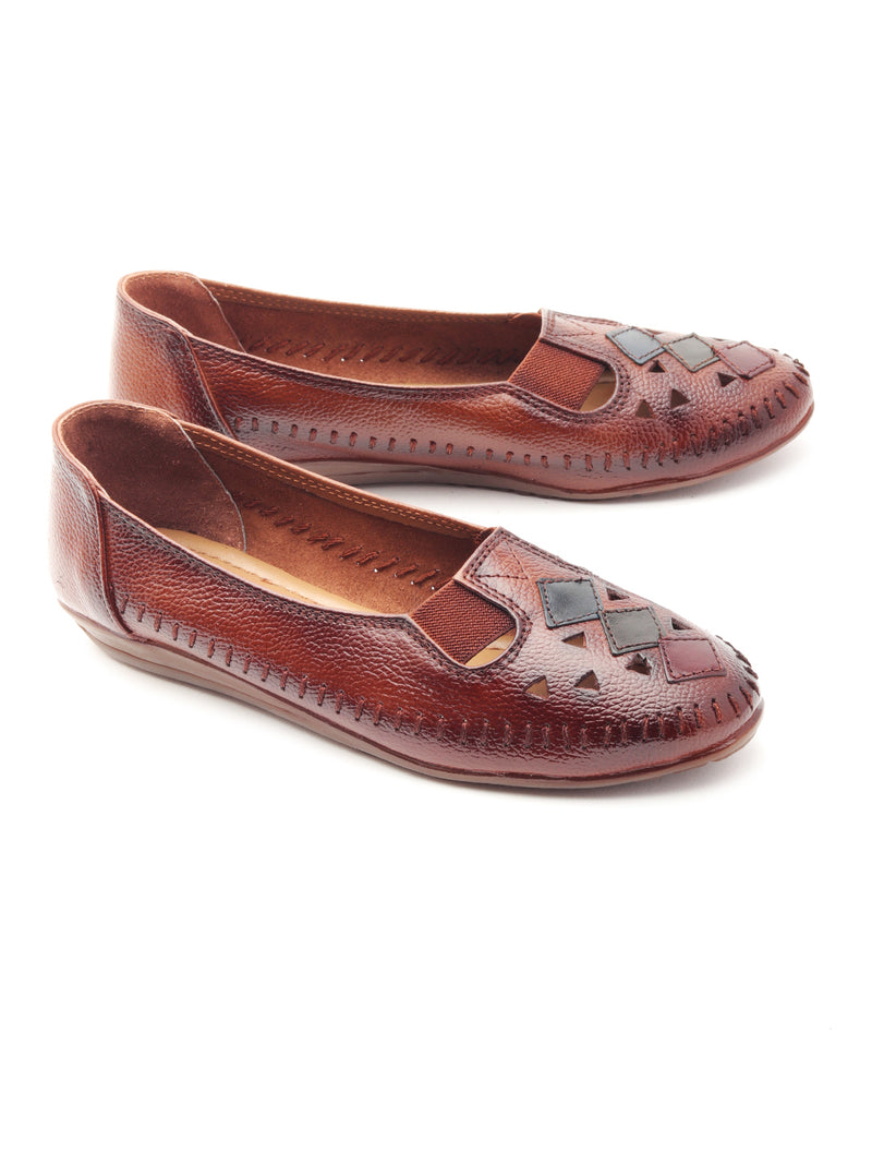 Delco Flat Heel Leather Belly