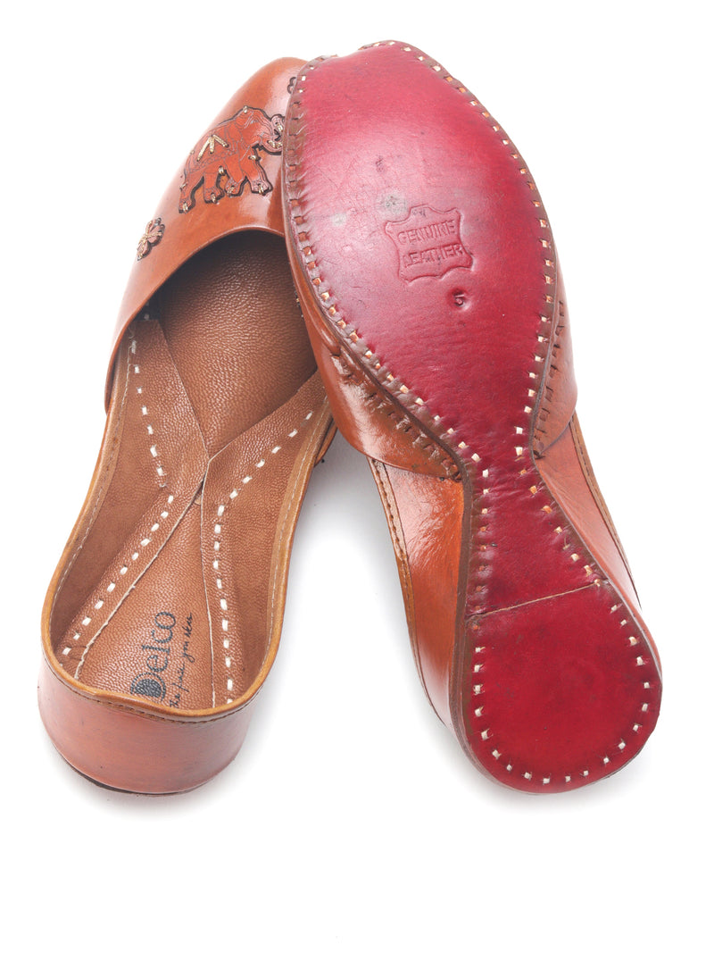 Handcrafted Tan Leather Juttis
