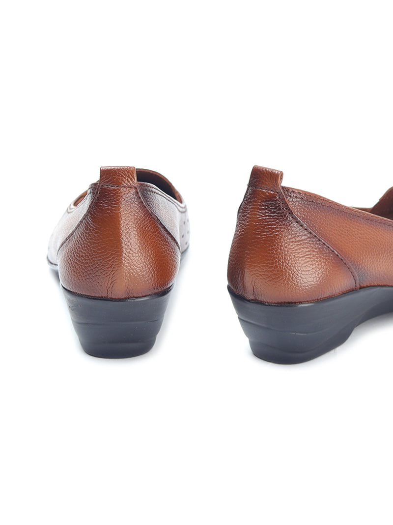 Delco Wedge Heel Leather Belly